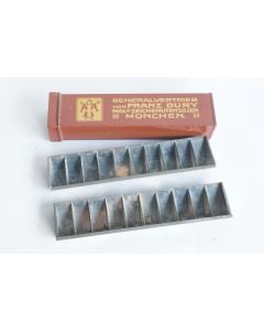 Boîte tôle palette peinture Franz Dury München