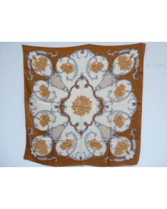 Foulard soie PIERRE BALMAIN