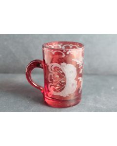 Ancien verre à liqueur cristal Bohême gravé émaillé