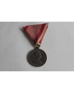 Médaille pour la bravoure Joseph I Autriche-Hongrie Tapferkeitsmedaille