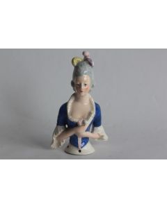 Demi figurine porcelaine Femme Marie Antoinette