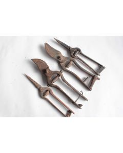 4 Anciens Sécateurs