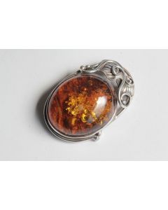Broche argent et ambre
