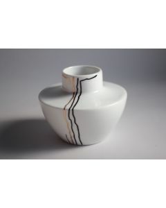 Vase porcelaine Langenthal x Front line Zurich Suisse Design