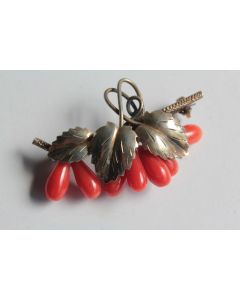 Broche vintage argent et corail