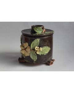 Ancien Pot couvert barbotine