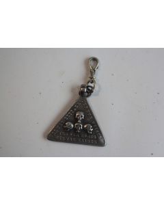 Pendentif argent Yale Skull and Bones Têtes de mort Société secrète