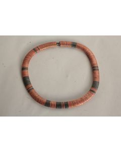 Collier design argent et cuivre