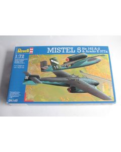 Maquette Avion kit Revell n°04145 Mistel 5 He 162A2 Arado E 377a
