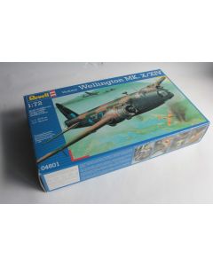 Maquette Avion kit Revell n°04601 Vickers Wellington MK.X/XIV