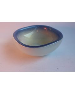 Coupe/cendrier Murano bleu/blanc et poudre d'or