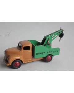 DINKY TOYS Voiture miniature dépanneuse Dinky service Commer 