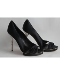 GUCCI Escarpins satin noir Talon bambou T36