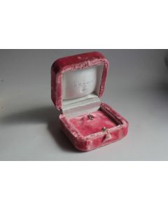 Écrin pour bijoux Garrard London velours rose