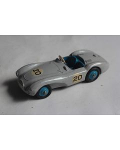 DINKY TOYS Voiture miniature Aston Martin n°110
