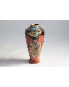 Vase grès décor en relief diplomate chien fô Japon