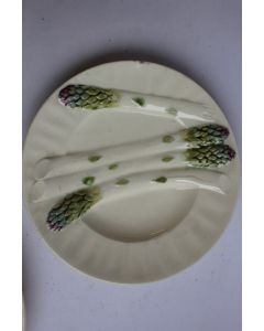 Assiette à asperges barbotine G.K. Lunéville