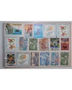 Timbres Tunisie sur planche 1975-1985