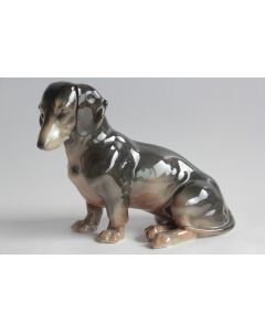 Chien Teckel porcelaine Karl Ens Volkstedt Allemagne