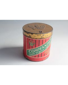 Boîte à Cigarettes tôle commander finest virginia