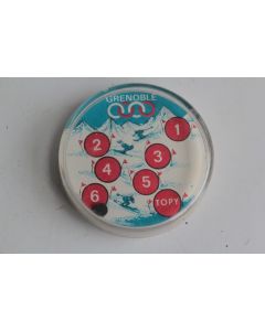 Ancien Jeu d'adresse de poche Jeux Olympiques hiver Grenoble 1968