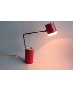 Lampe de bureau pliable rouge Lloyd Lamp high intensity Japon