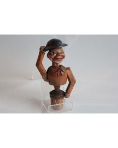 Bouchon à système bois sculpté Art Populaire