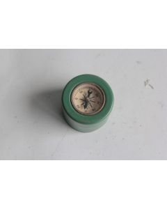 Ancien Taille crayon Boussole