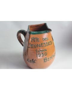 Pichet terre vernissée Fête des jeunesses Bernex 1930 Suisse