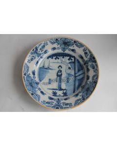 Assiette faïence Delft Chinoiseries camaïeu bleu XVIIIe siècle