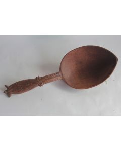 Cuillère à crème bois sculpté Art populaire