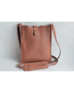 HERMES Sac Pochette uniforme bandoulière Onimaitou cuir marron