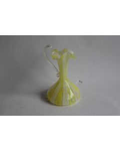 MURANO Pichet latticino verre filigrane blanc et jaune 