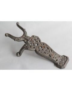 Ancien Tire bottes fonte