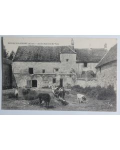 CPA Aisne Neuilly-St-Front Ancien Couvent de Vaux