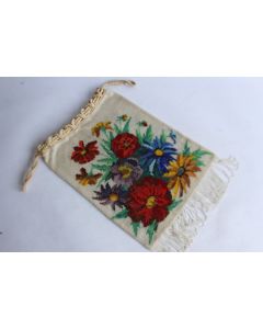 Sac à main ancien en perlé de verre et soie
