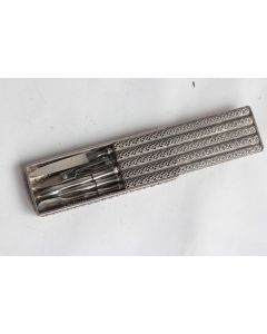 Nécessaire de manucure argent