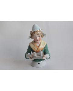 Demi figurine porcelaine Chocolatière Hollandaise