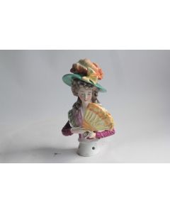 Demi figurine porcelaine Marquise à l'éventail