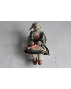 Figurine terre cuite Bécassine