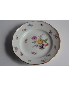 MEISSEN Assiette à dessert porcelaine Fleurs Papillons XIXe siècle