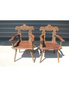Paire de Fauteuils bois sculpté style Renaissance Angelot
