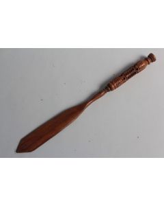 Coupe papier Porte plume bois sculpté