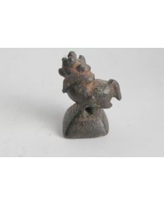 Ancien poids à opium Chinthe bronze Birmanie