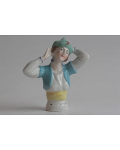 Demi figurine porcelaine Femme costume turque