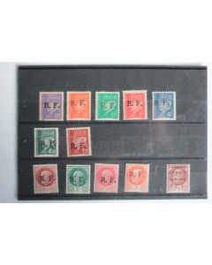 Timbres France général Pétain surcharge RF libération  1944 neufs sur charnière