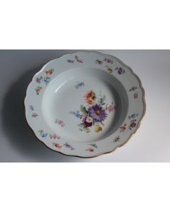 MEISSEN Assiette creuse porcelaine Fleurs Papillons XIXe siècle