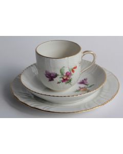 Tasse Assiette à dessert porcelaine KPM Berlin Allemagne