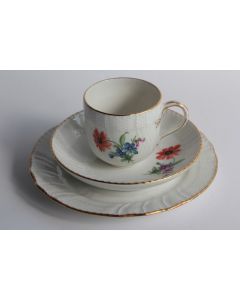 Tasse Assiette à dessert porcelaine KPM Berlin Allemagne