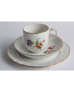Tasse Assiette à dessert porcelaine KPM Berlin Allemagne